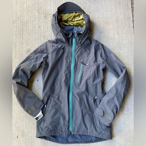 Volcom size med women’s grey snowboard jacket